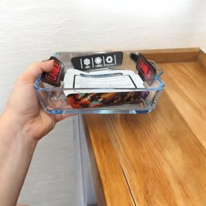 Fuente de vidrio cuadrada